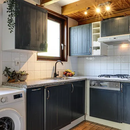 Apartmán Garden Chalet In Centre
